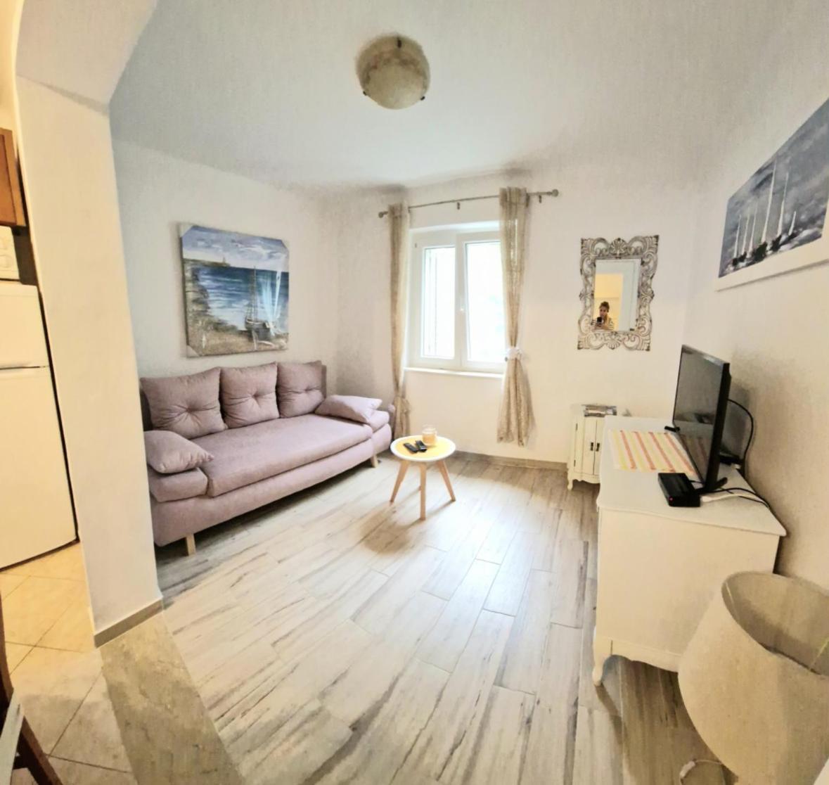 Apartman Perina Трогир Экстерьер фото